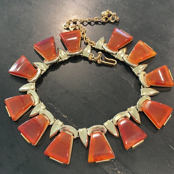 Vintage Charel Lucite Red Orange Choker Necklace - Picture 2 of 10